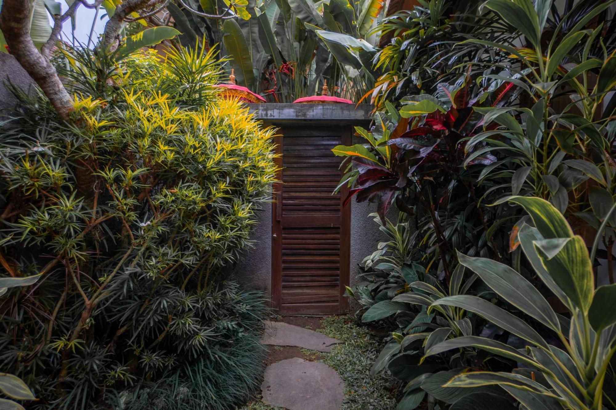Purana Boutique Resort Ubud  Exterior photo